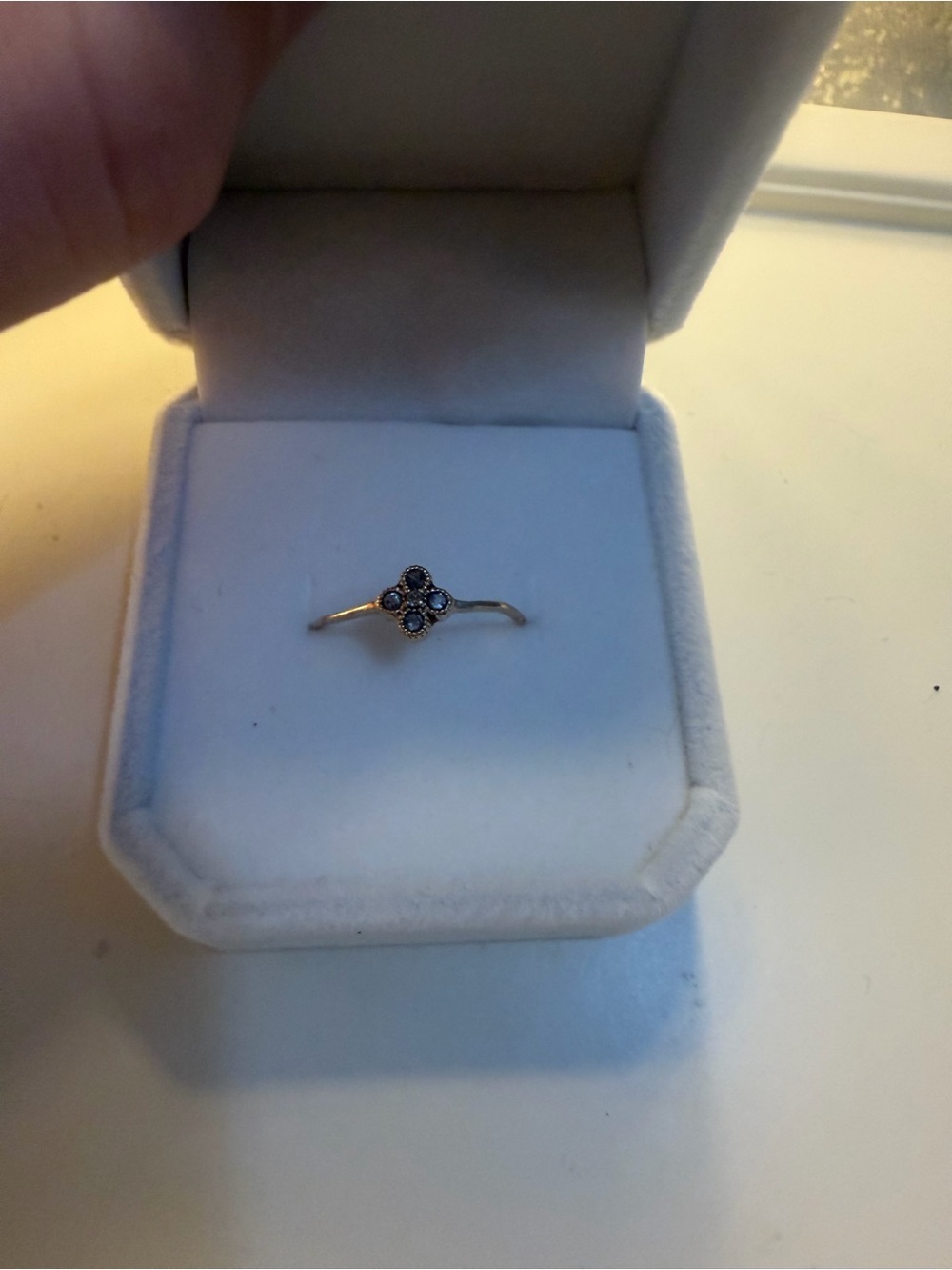 14k Gold Diamond Clover Ring